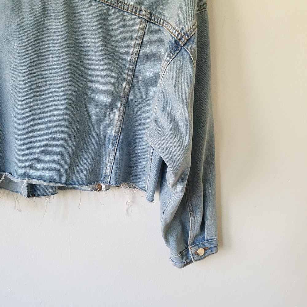 Modern Citizen Cropped Boxy Raw Hem Blue Light Wash Jacket Size Large - Picture 6 of 10